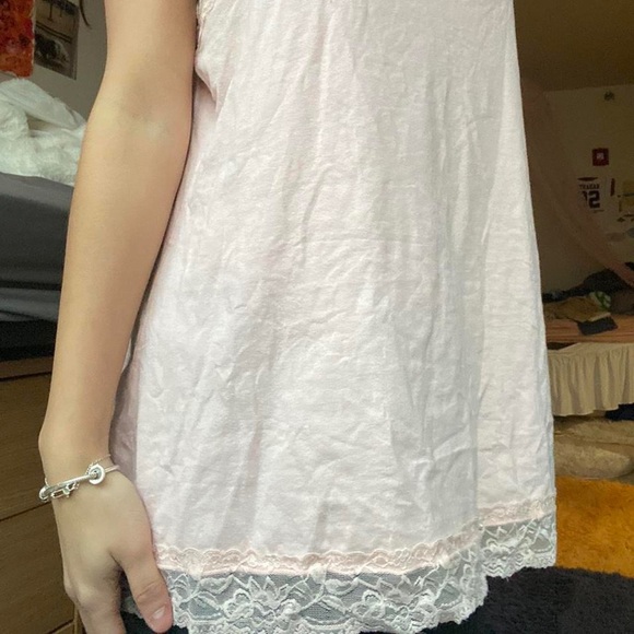 BABY PINK TANK 🎀 - Picture 2 of 4